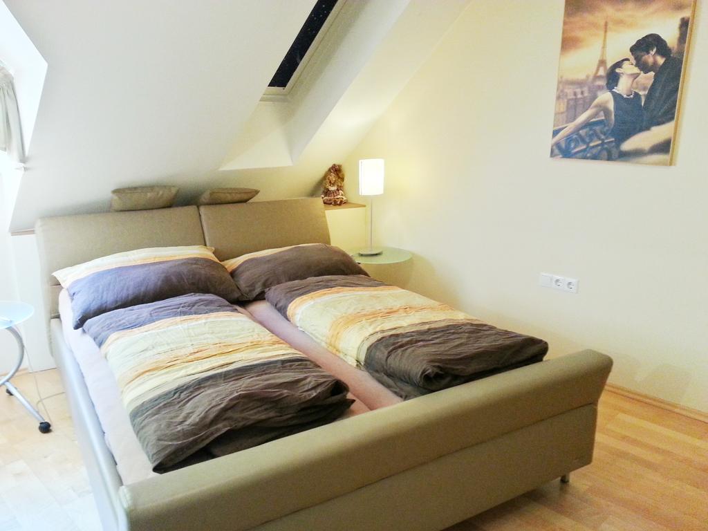 Bed and Breakfast Gastehaus Zur Schonen Aussicht Spitz an der Donau Zimmer foto