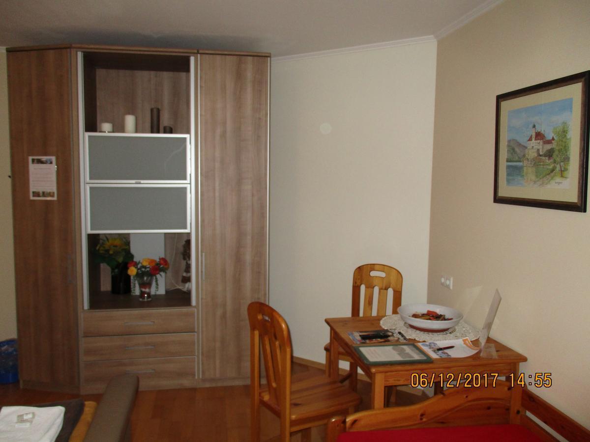 Bed and Breakfast Gastehaus Zur Schonen Aussicht Spitz an der Donau Exterior foto