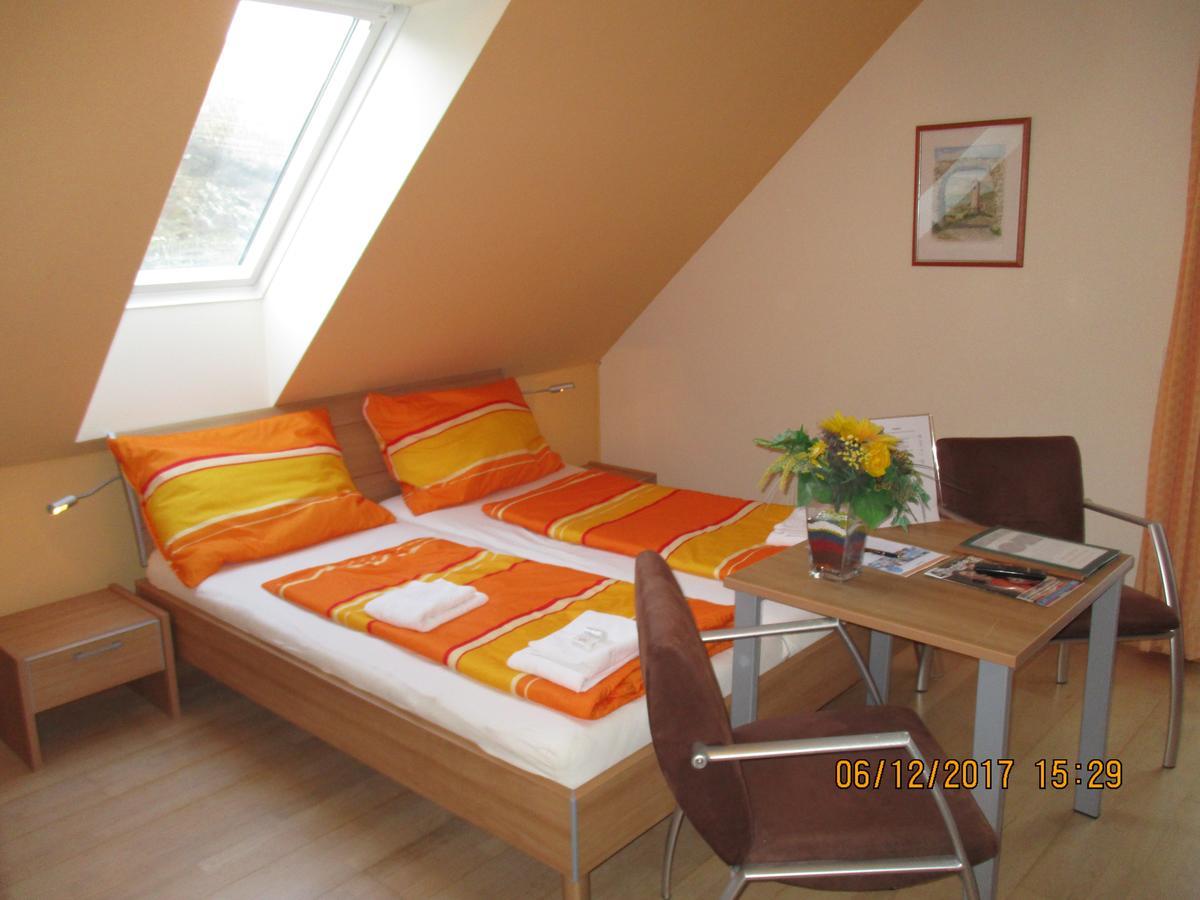Bed and Breakfast Gastehaus Zur Schonen Aussicht Spitz an der Donau Exterior foto